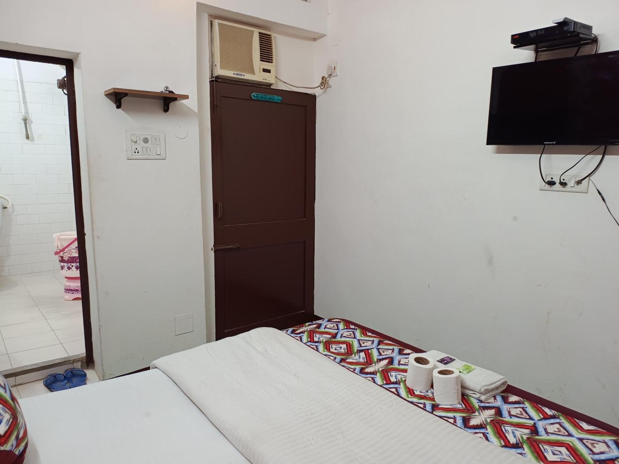 Hotel Majors Den นิวเดลี ภายนอก รูปภาพ