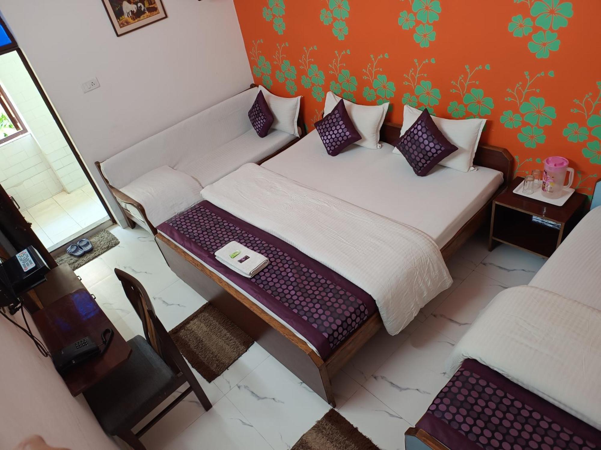 Hotel Majors Den นิวเดลี ภายนอก รูปภาพ